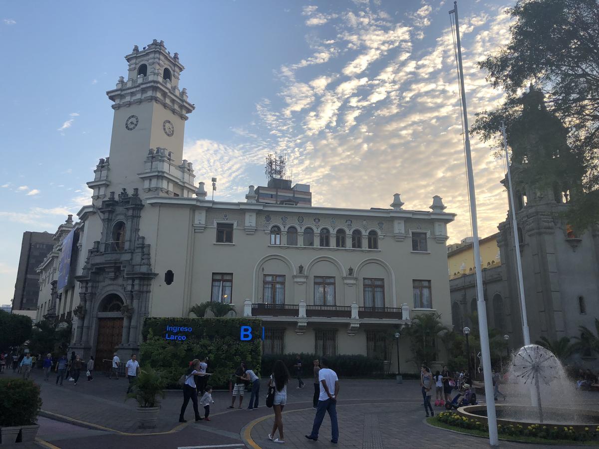 A Perfect Vacation Getaway Apartment Lima Bagian luar foto