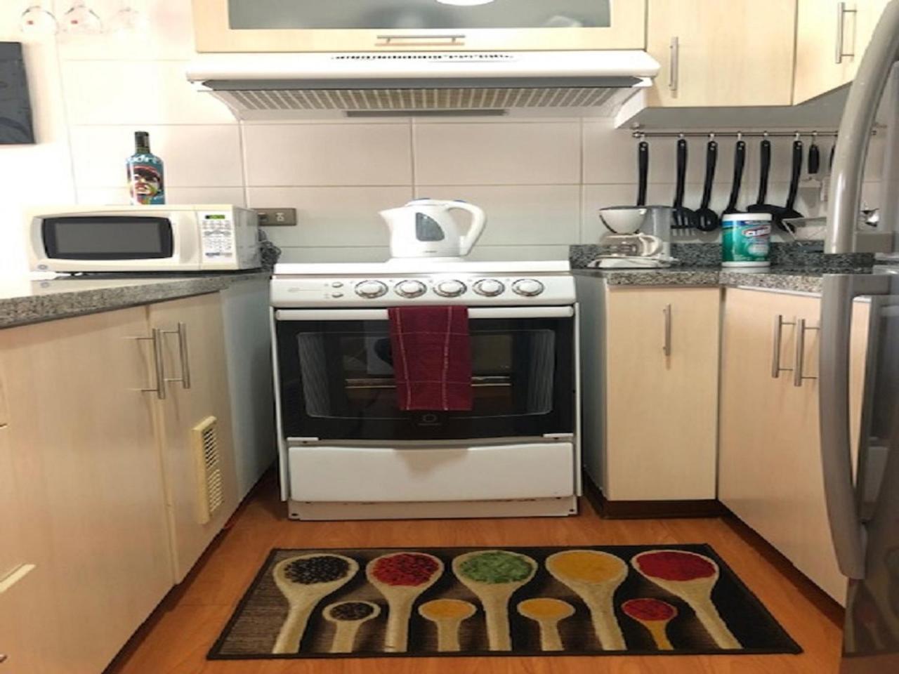 A Perfect Vacation Getaway Apartment Lima Bagian luar foto